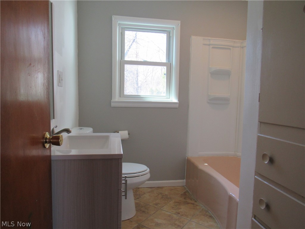 5845 Runkle Avenue Ashtabula, OH 44004 - Photo 14 of 21 Gallery Image 14