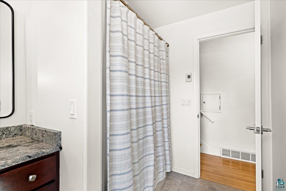 915 Northland Avenue Duluth, MN 55804 - Photo 20 of 36