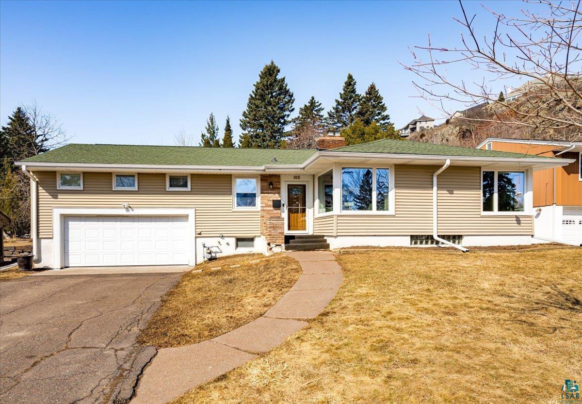 915 Northland Avenue Duluth, MN 55804 - Photo 2 of 36