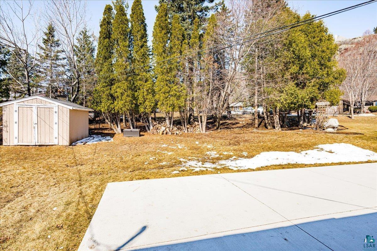 915 Northland Avenue Duluth, MN 55804 - Photo 33 of 36