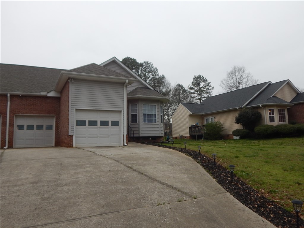 127 Ashton Lane Anderson, SC 29621 - Photo 1 of 2 Gallery Image 1
