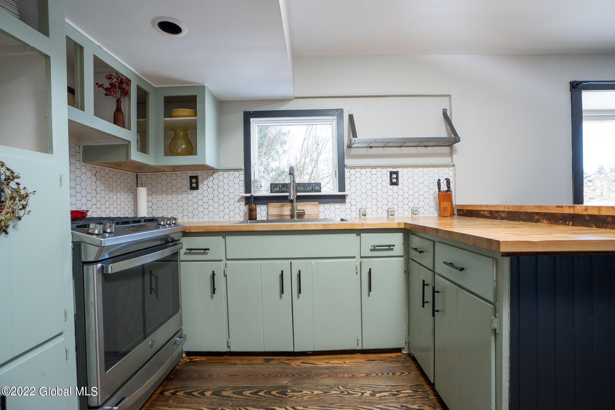 1845 Brookview Road Castleton-on-Hudson, NY 12033 - Photo 12 of 44 010-1845-Brookview-Rd