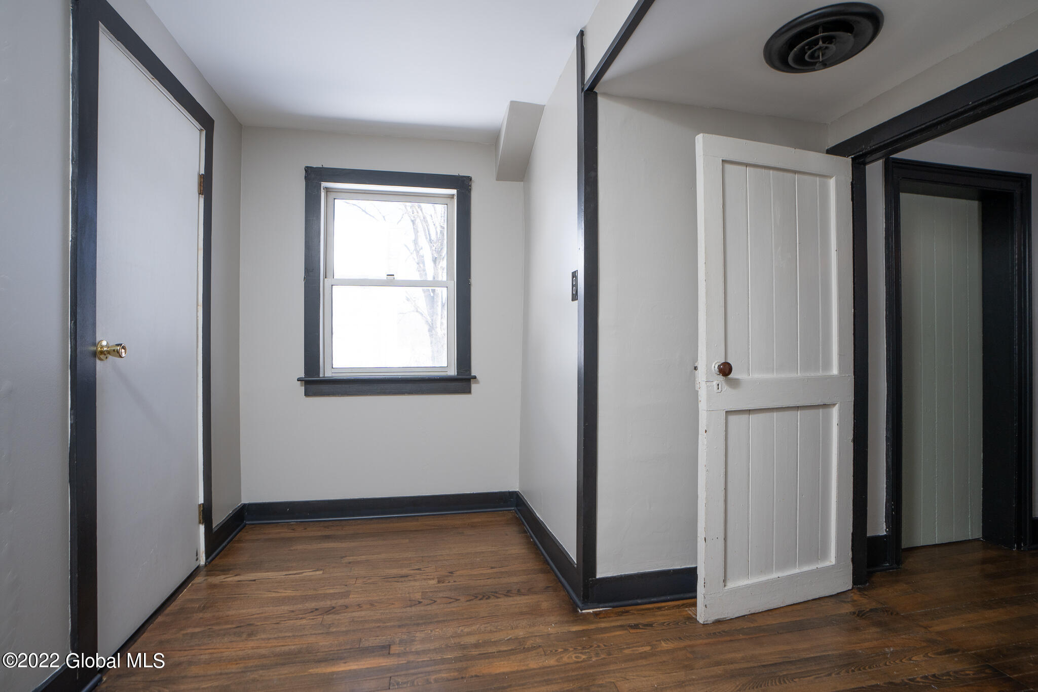 1845 Brookview Road Castleton-on-Hudson, NY 12033 - Photo 17 of 44 019-1845-Brookview-Rd