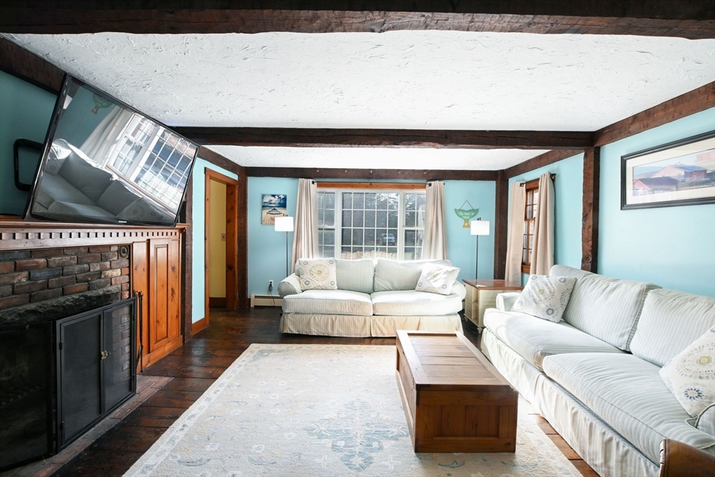 23 Old Fields Road Sandwich, MA 02563 - Photo 5 of 28