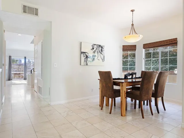 $1,135,000 | 5602 Roundtree Place, Westlake Village, CA 91362