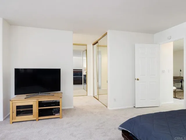 $1,135,000 | 5602 Roundtree Place, Westlake Village, CA 91362