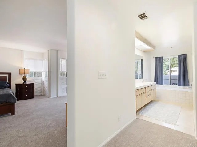 $1,135,000 | 5602 Roundtree Place, Westlake Village, CA 91362