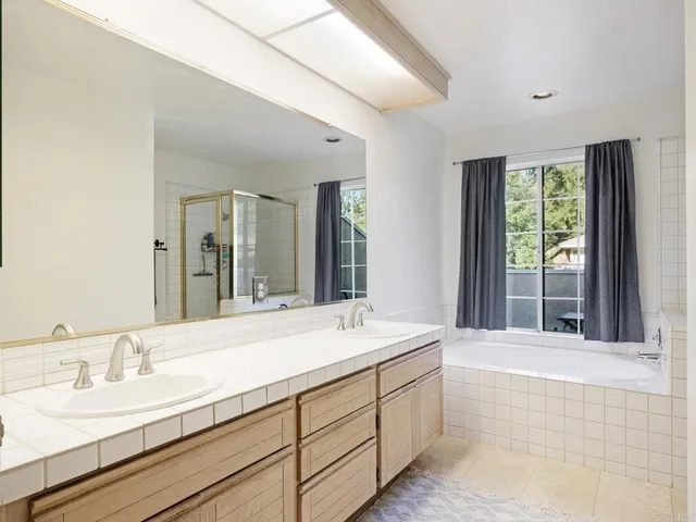 $1,135,000 | 5602 Roundtree Place, Westlake Village, CA 91362