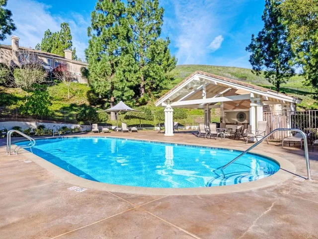 $1,135,000 | 5602 Roundtree Place, Westlake Village, CA 91362