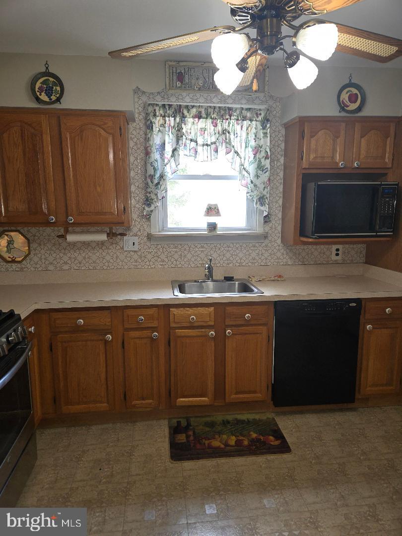 15150 Carter Road Philadelphia, PA 19116 - Photo 14 of 22 Gallery Image 14