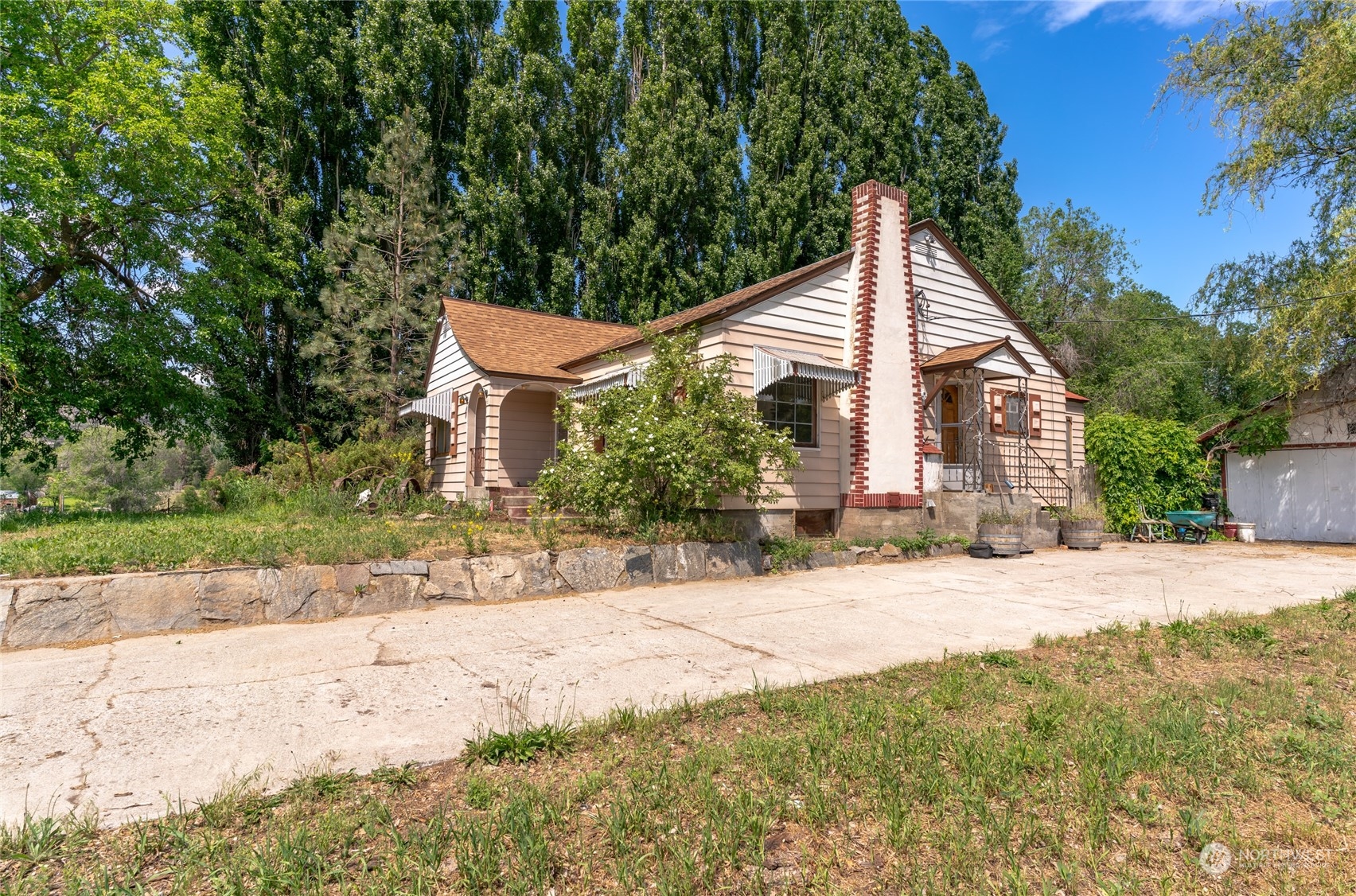 45 River Loop Road Tonasket, WA 98855 - Photo 23 of 38 Gallery Image 23