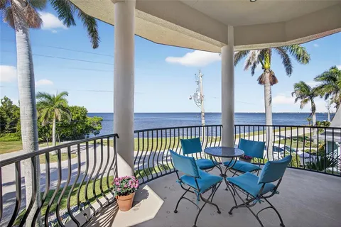 $1,999,000 | 44 Colony Point Drive, Punta Gorda, FL 33950