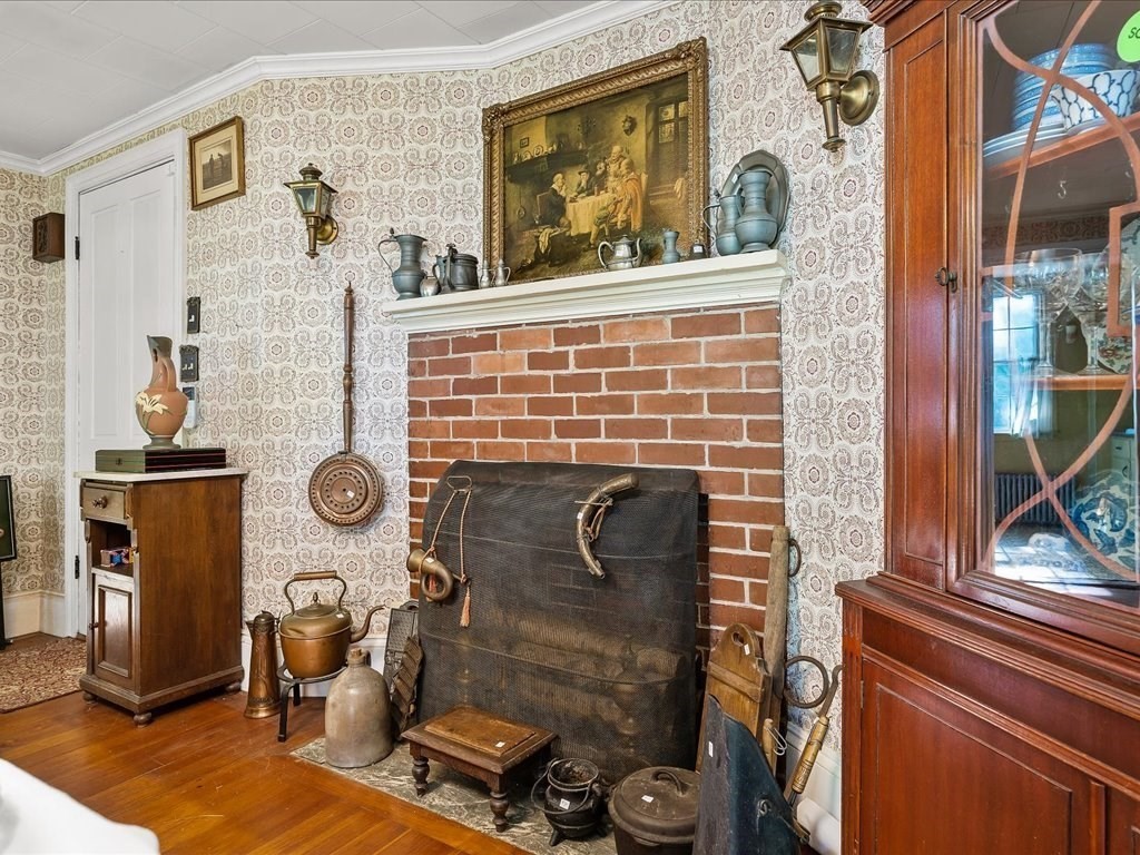 597 Pearse Road Swansea, MA 02777 - Photo 16 of 36 Gallery Image 16