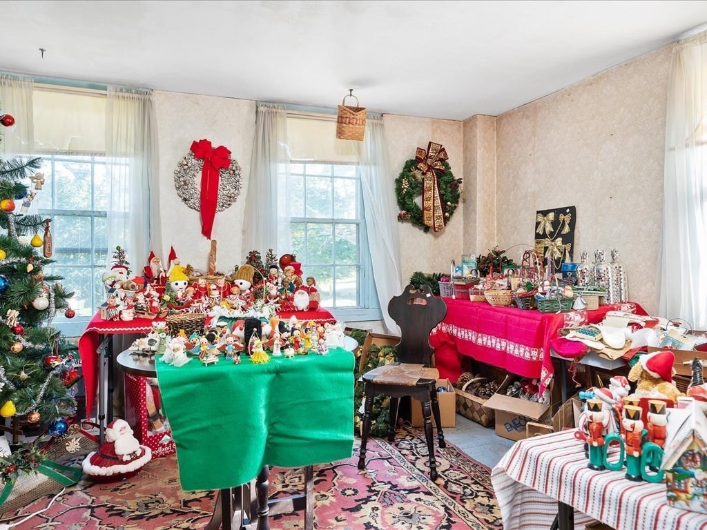 597 Pearse Road Swansea, MA 02777 - Photo 26 of 36 Gallery Image 26