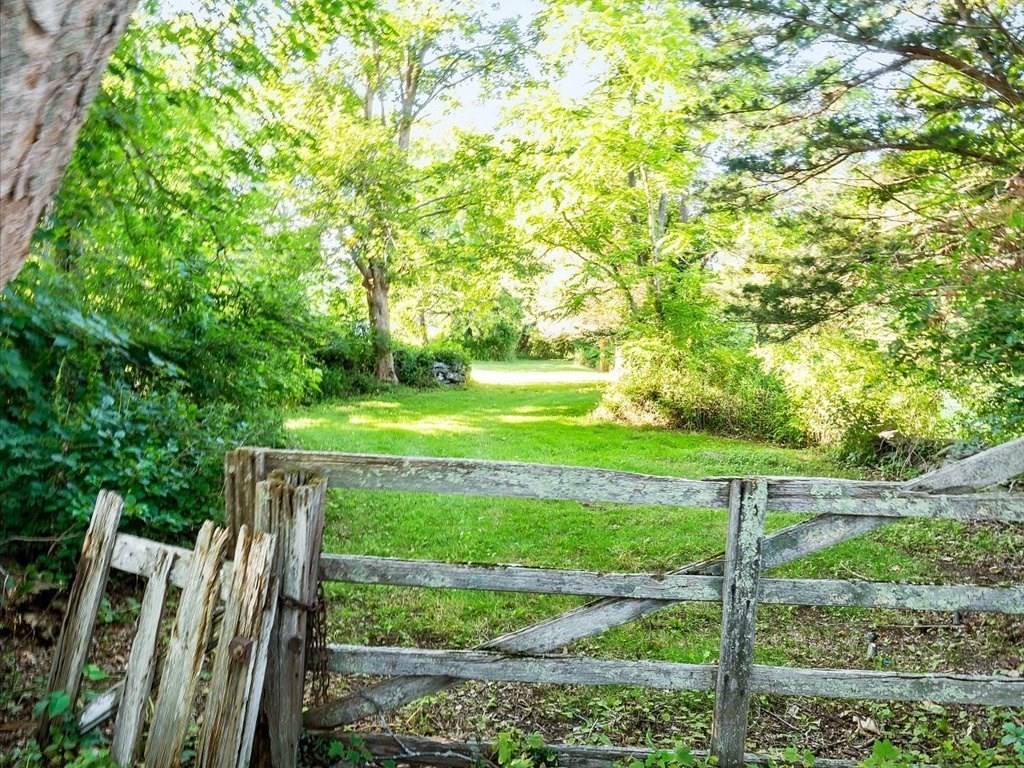 597 Pearse Road Swansea, MA 02777 - Photo 31 of 36 Gallery Image 31