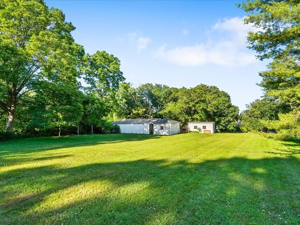 597 Pearse Road Swansea, MA 02777 - Photo 32 of 36 Gallery Image 32