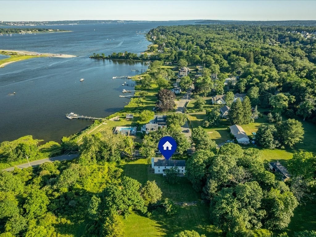 597 Pearse Road Swansea, MA 02777 - Photo 7 of 36 Gallery Image 7
