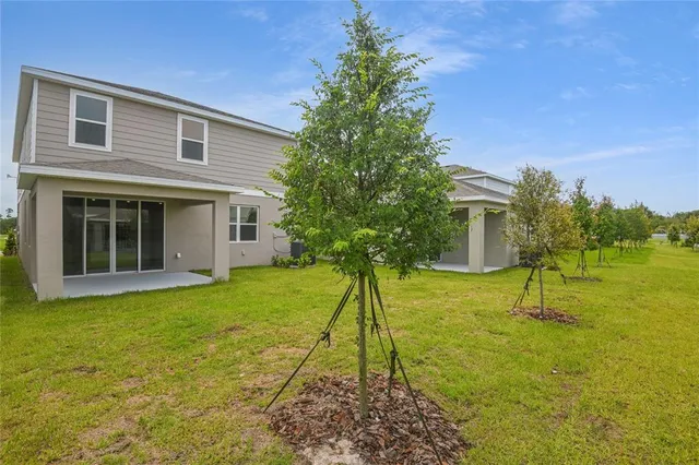 $372,772 | 216 Flag Lilly Lane, Umatilla, FL 32784