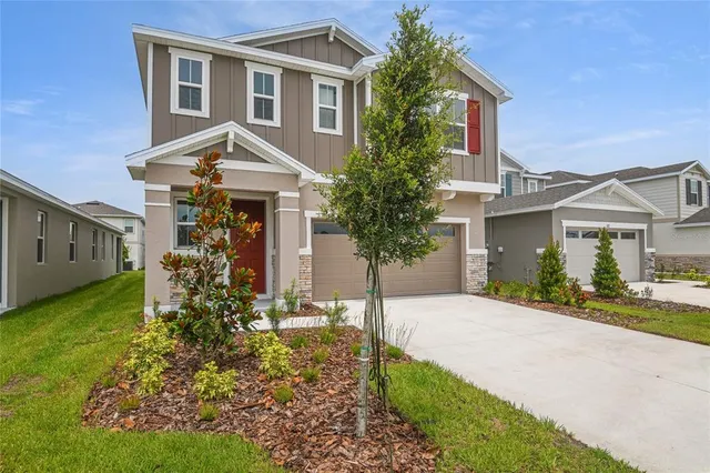 $372,772 | 216 Flag Lilly Lane, Umatilla, FL 32784