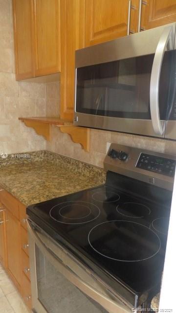 1910 North Surf Road, Unit 6 Hollywood, FL 33019 - Photo 5 of 35