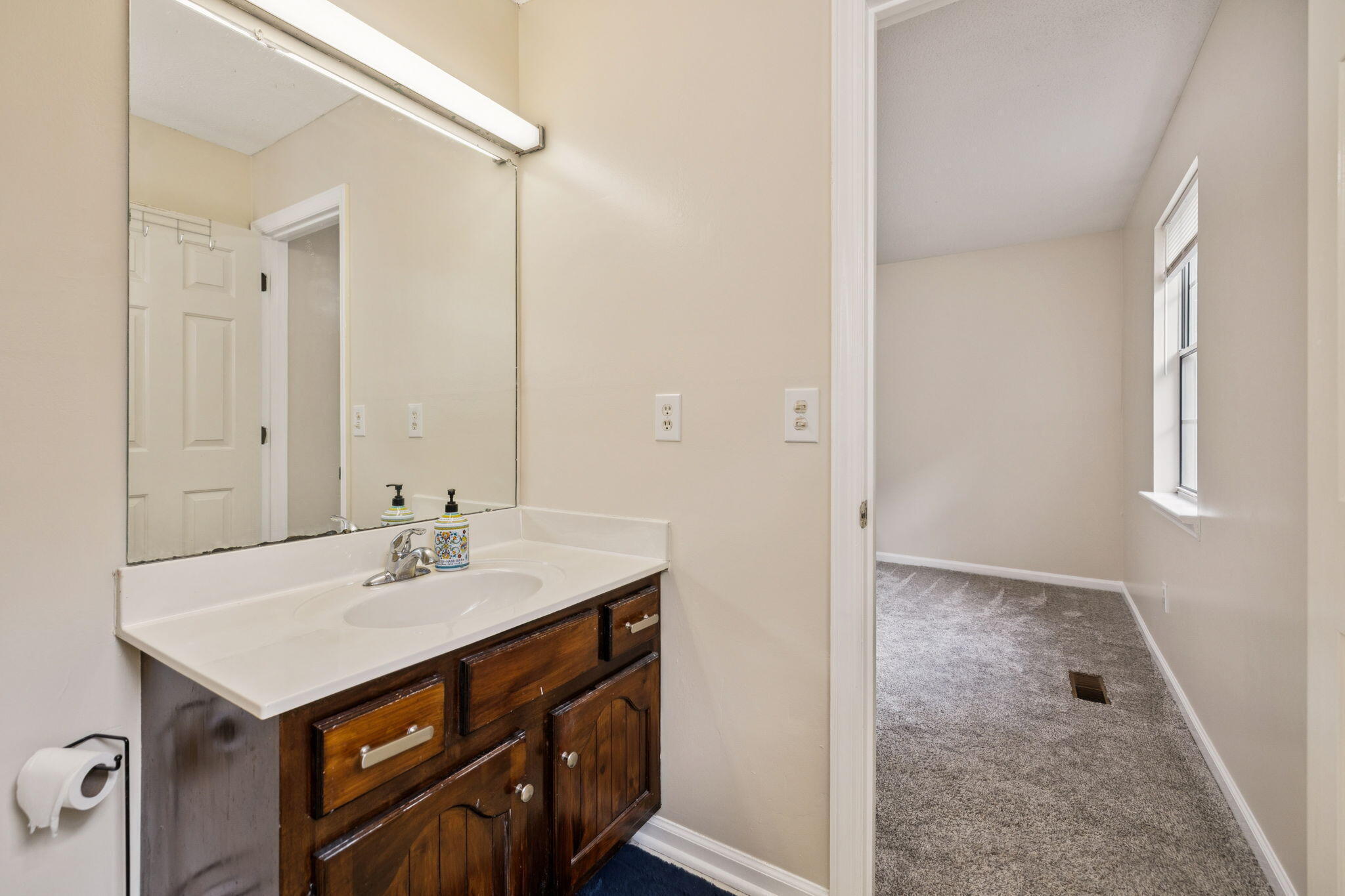 1018 Ridgeway Avenue Signal Mountain, TN 37377 - Photo 16 of 20 Ridgeway PBth2