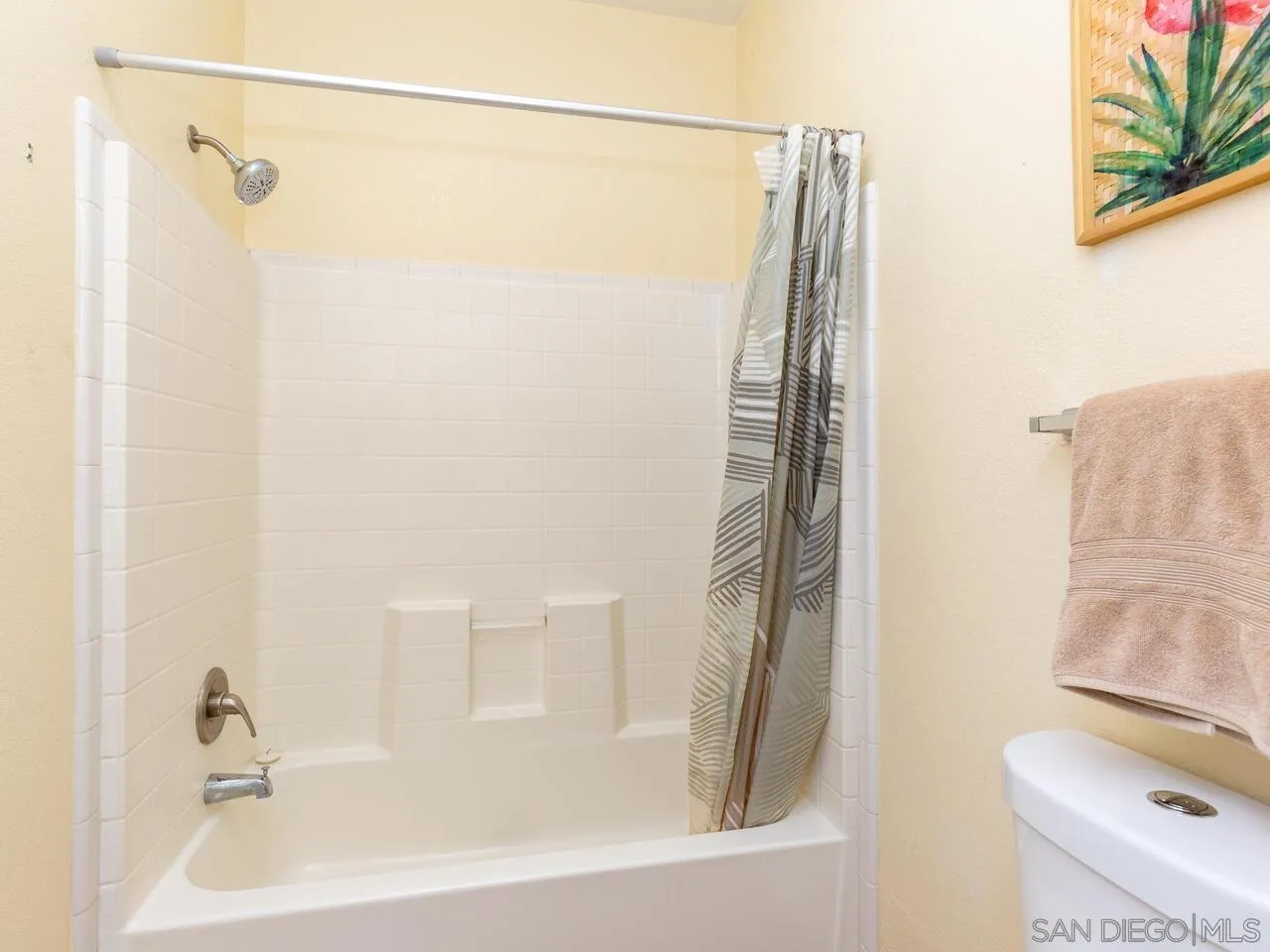 1732 Tavern Road Alpine, CA 91901 - Photo 44 of 60 a bathroom with a shower and a tub