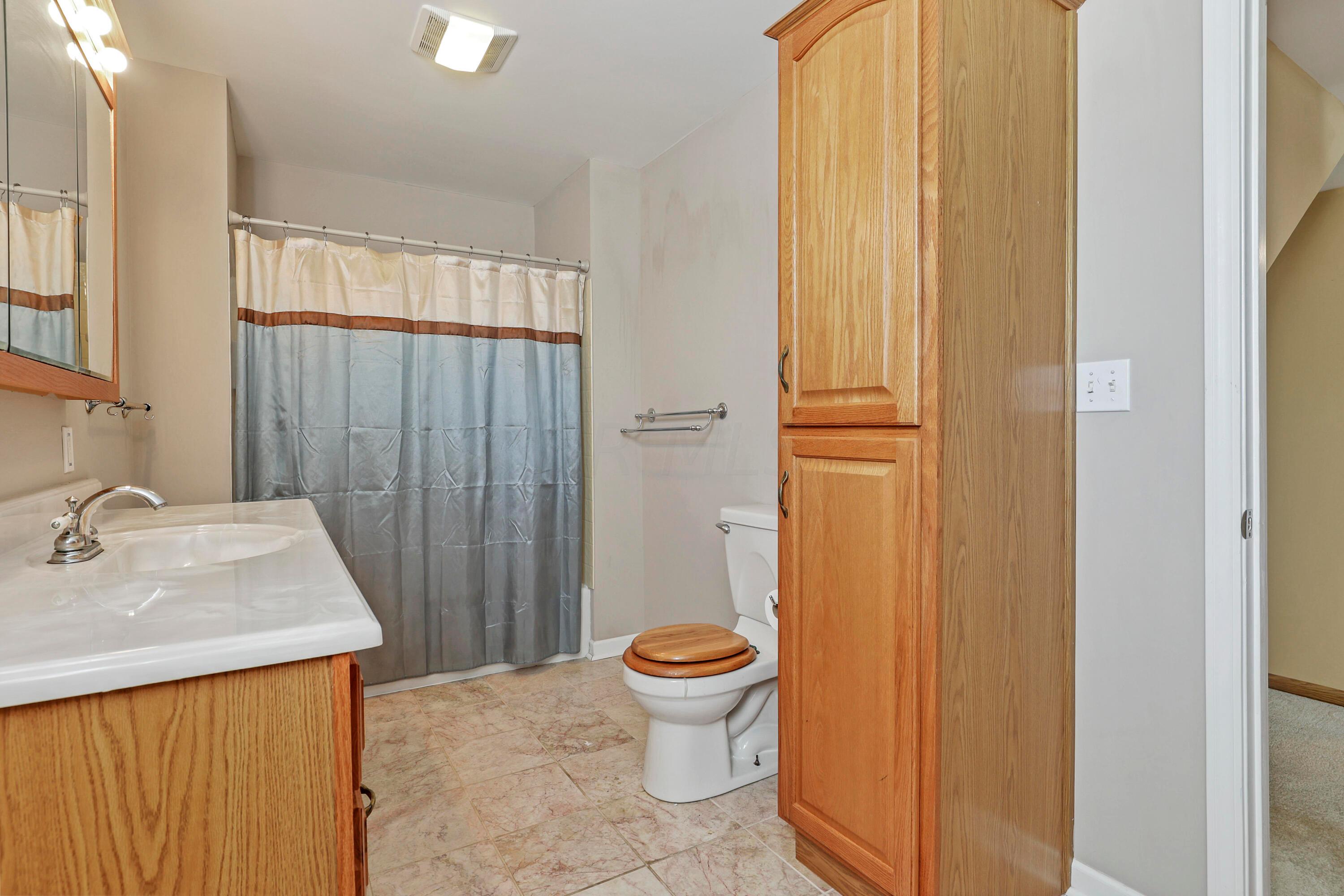 868 Pleasantville Road Lancaster, OH 43130 - Photo 44 of 63 0N4A0792