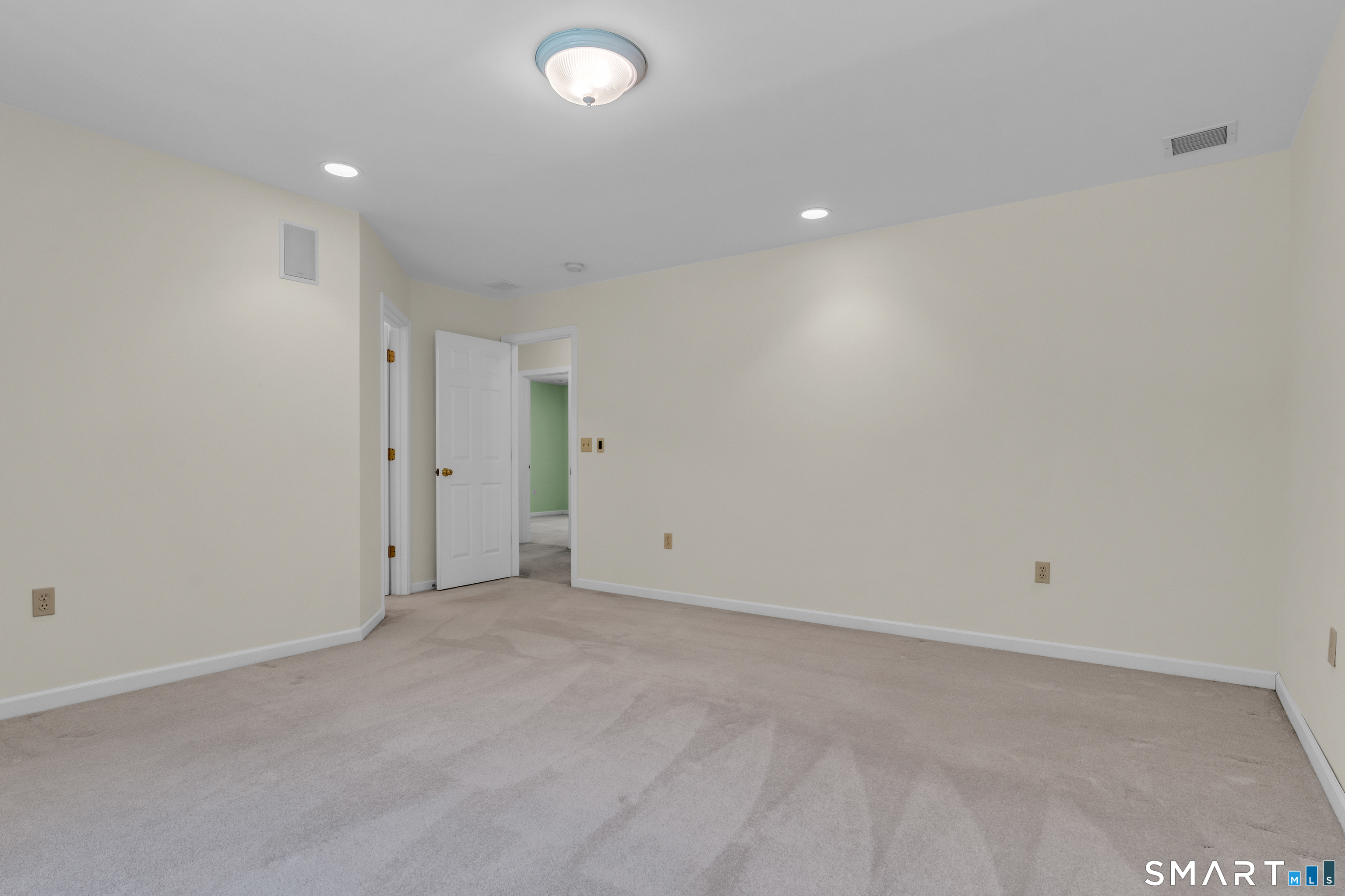 46 Spring Rock Road East Lyme, CT 06333 - Photo 17 of 40