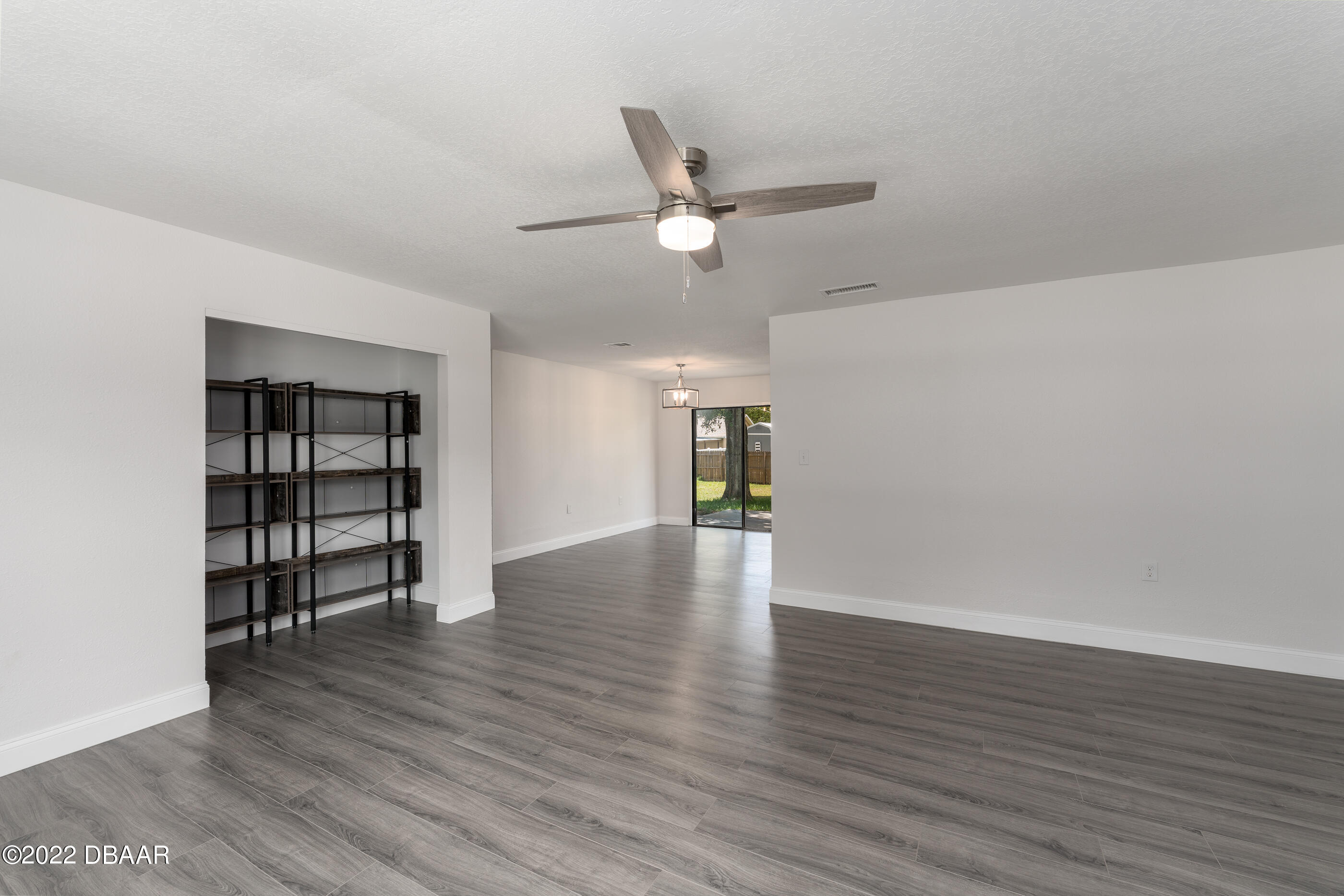 2933 Unity Tree Drive Edgewater, FL 32141 - Photo 3 of 26 2933 Unity Tree (45 of 58)