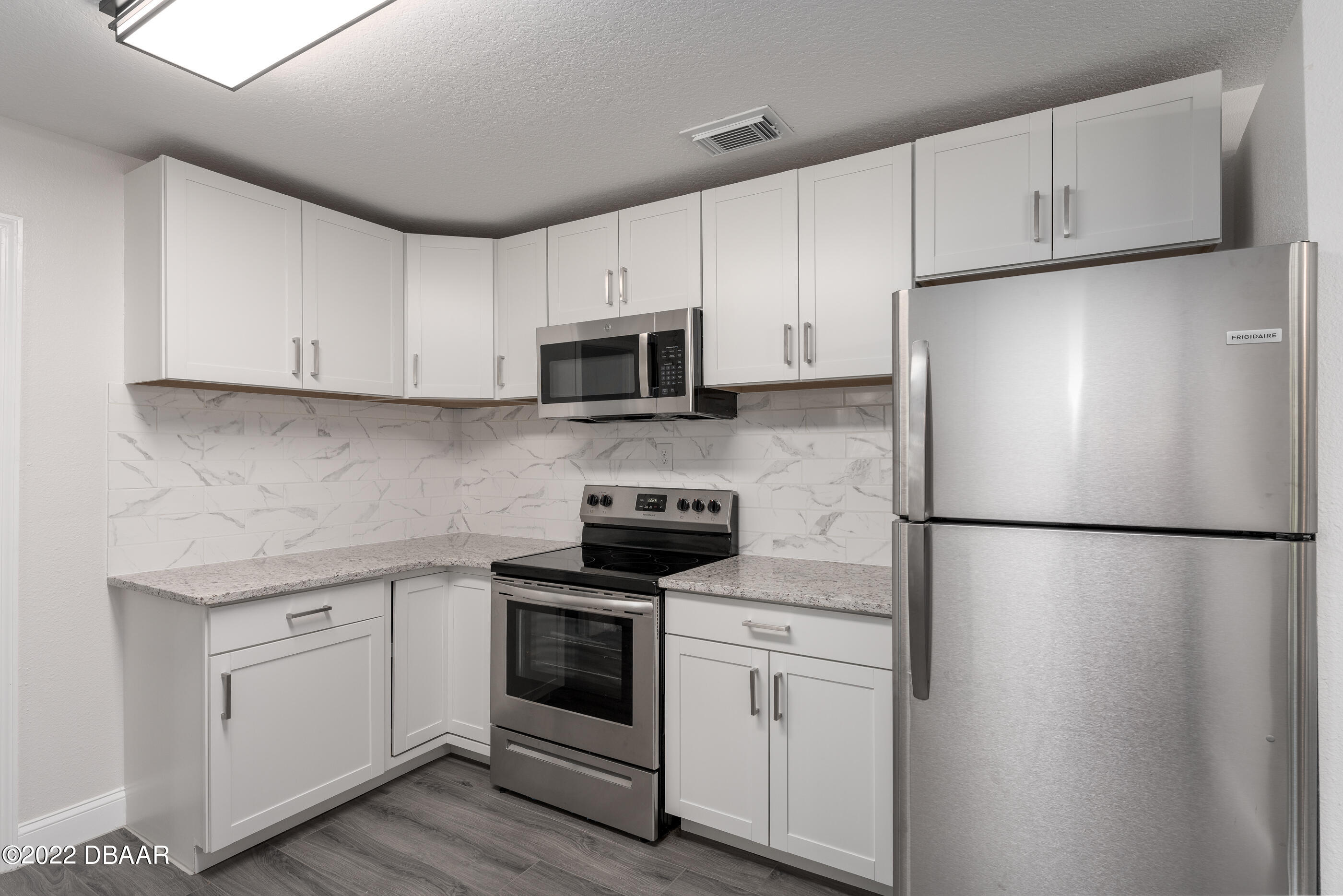 2933 Unity Tree Drive Edgewater, FL 32141 - Photo 9 of 26 2933 Unity Tree (40 of 58)