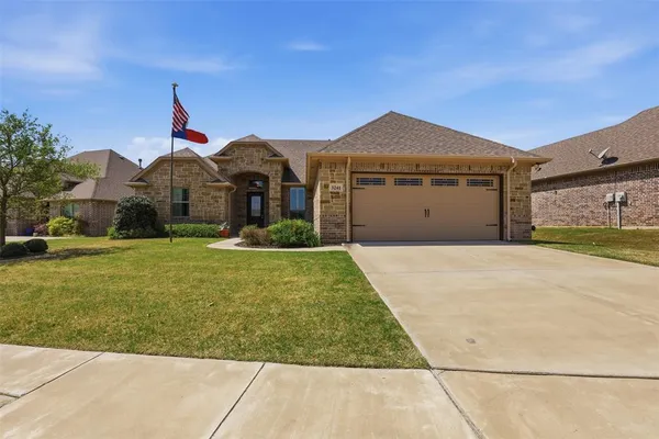 $399,000 | 3241 Boat Landing Trail, Granbury, TX 76049