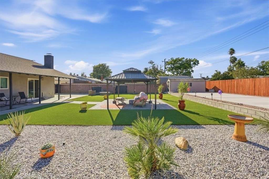 418 East Margarita Road Rialto, CA 92376 - Photo 34 of 42 Gallery Image 34