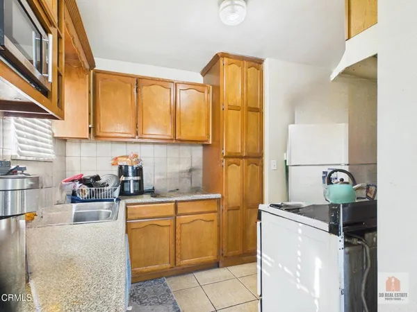 $660,000 | 524 West Almond Street, Compton, CA 90220