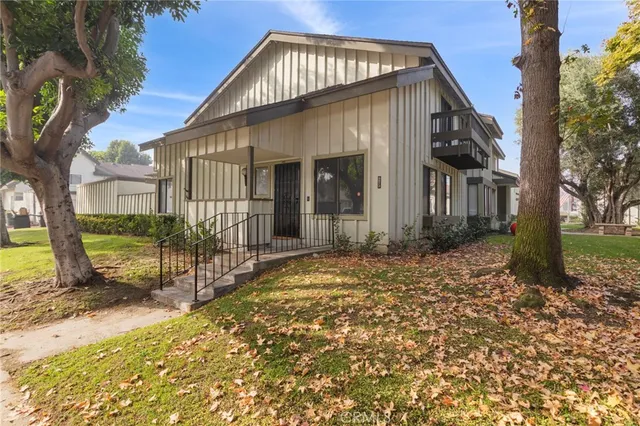 $599,900 | 9873 Karmont Avenue, South Gate, CA 90280