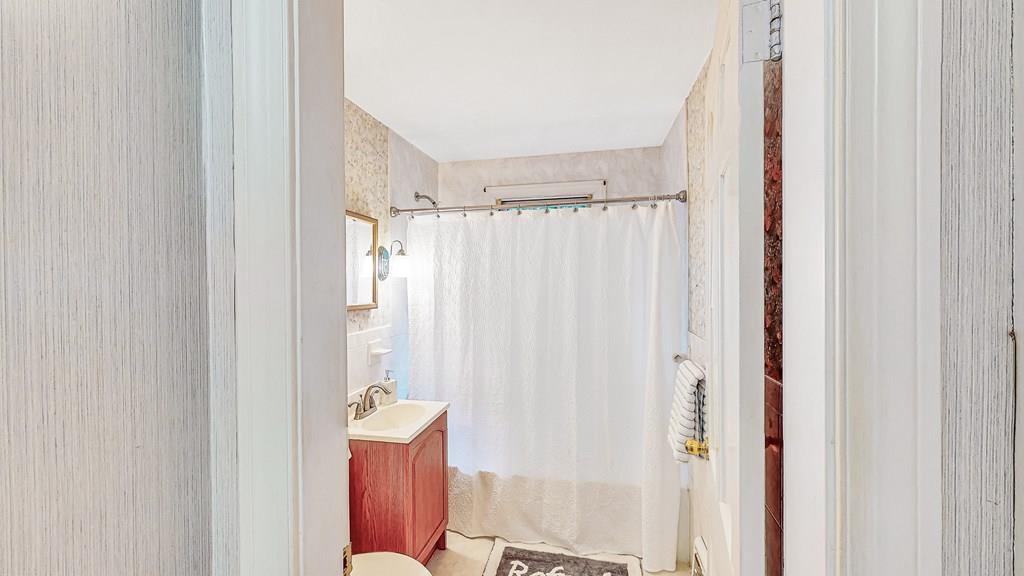 210 Windemere Street Springfield, MA 01104 - Photo 13 of 27 Gallery Image 13