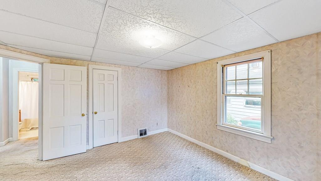 210 Windemere Street Springfield, MA 01104 - Photo 17 of 27 Gallery Image 17