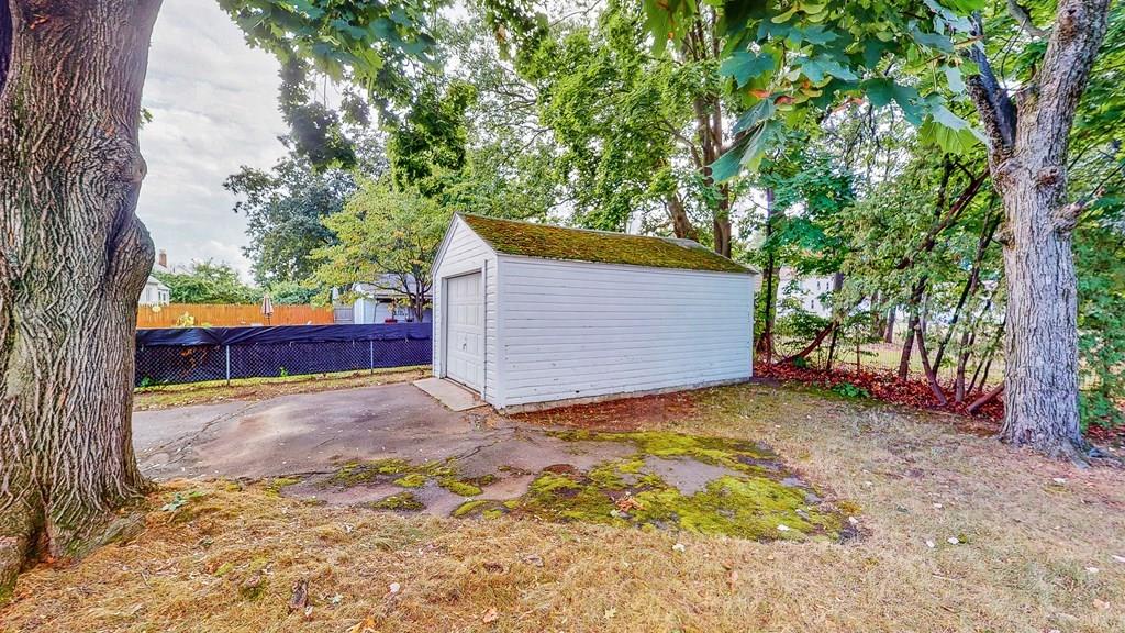 210 Windemere Street Springfield, MA 01104 - Photo 23 of 27 Gallery Image 23