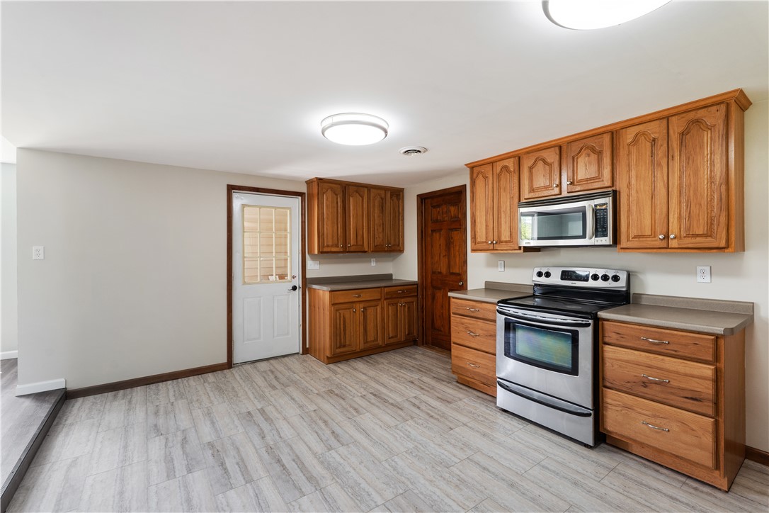 10180 Valley Road Ossian, NY 14437 - Photo 5 of 44