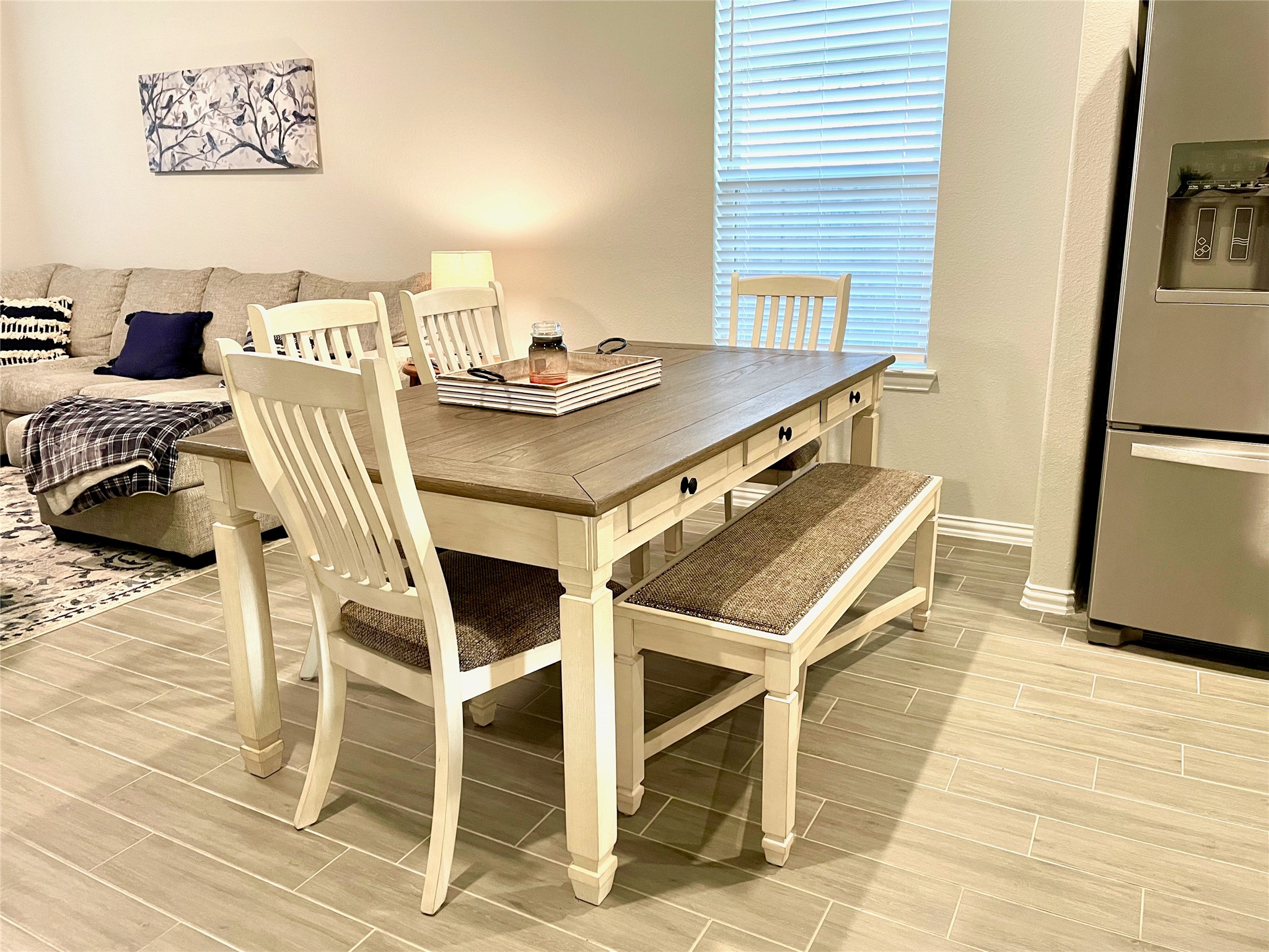 8319 Divot Trace Fulshear, TX 77441 - Photo 13 of 37 Dining area