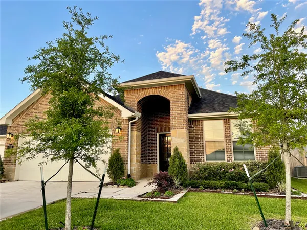 $2,300 | 8319 Divot Trace, Fulshear, TX 77441