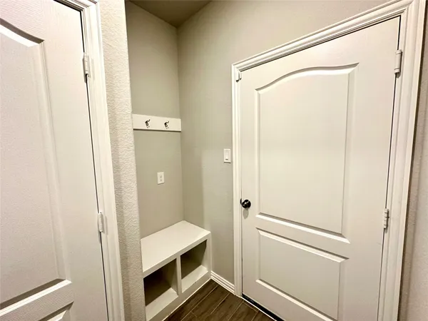 $2,300 | 8319 Divot Trace, Fulshear, TX 77441