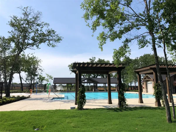 $2,300 | 8319 Divot Trace, Fulshear, TX 77441