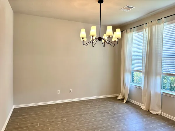 $2,300 | 8319 Divot Trace, Fulshear, TX 77441