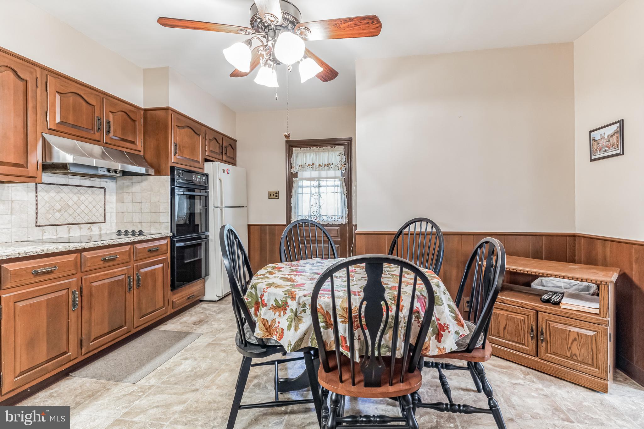 207 Radcliffe Road Glenside, PA 19038 - Photo 11 of 33 Kitchen