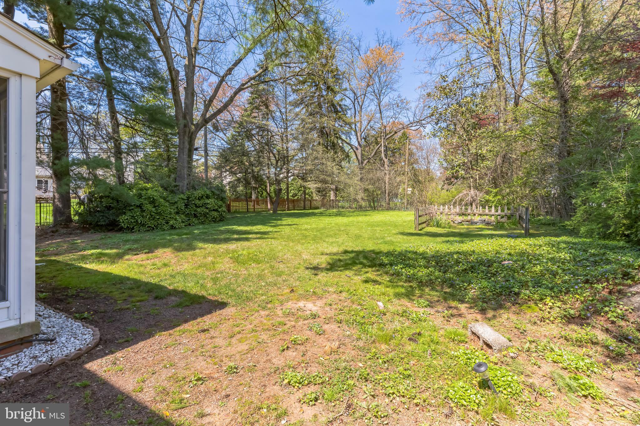 207 Radcliffe Road Glenside, PA 19038 - Photo 29 of 33 Backyard
