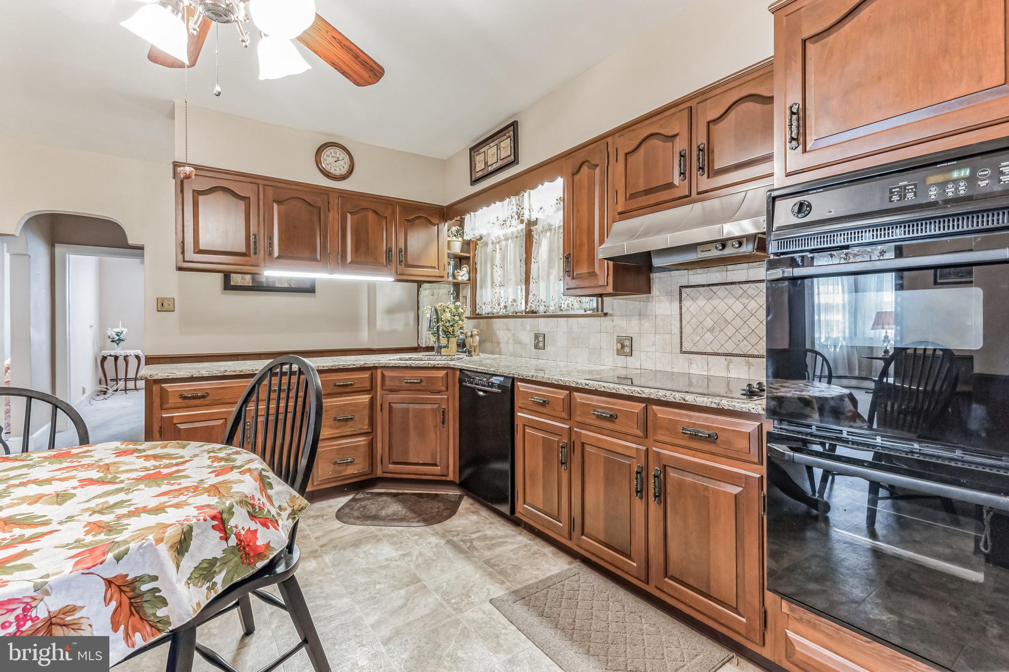 207 Radcliffe Road Glenside, PA 19038 - Photo 9 of 33 Kitchen