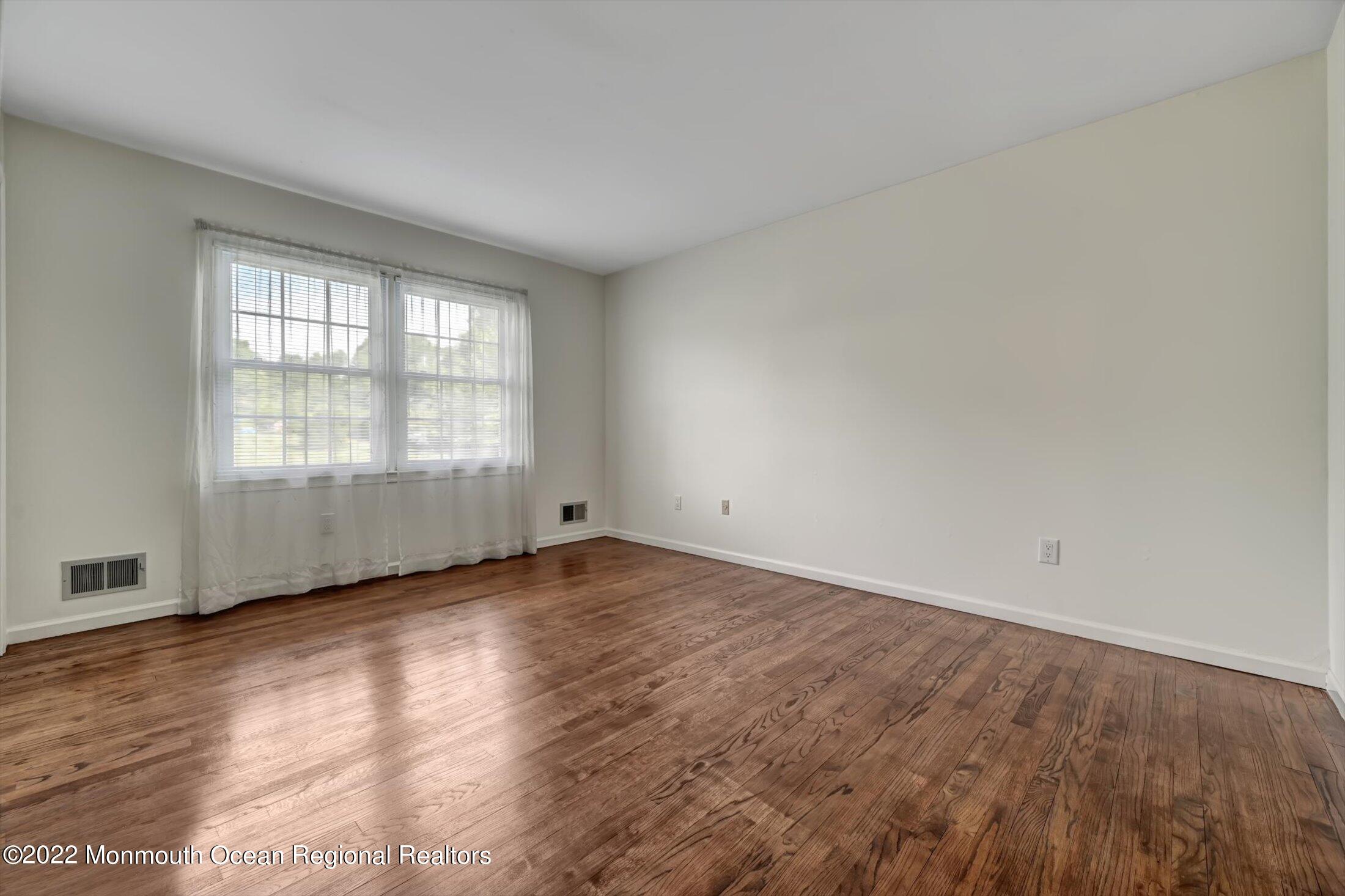 3 Cambridge Road Holmdel, NJ 07733 - Photo 22 of 31 Bedroom 3