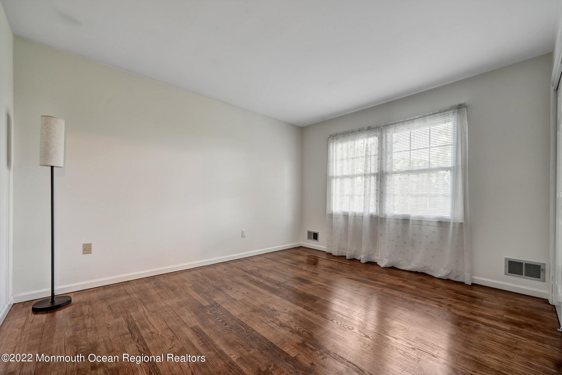 3 Cambridge Road Holmdel, NJ 07733 - Photo 23 of 31 Bedroom 4