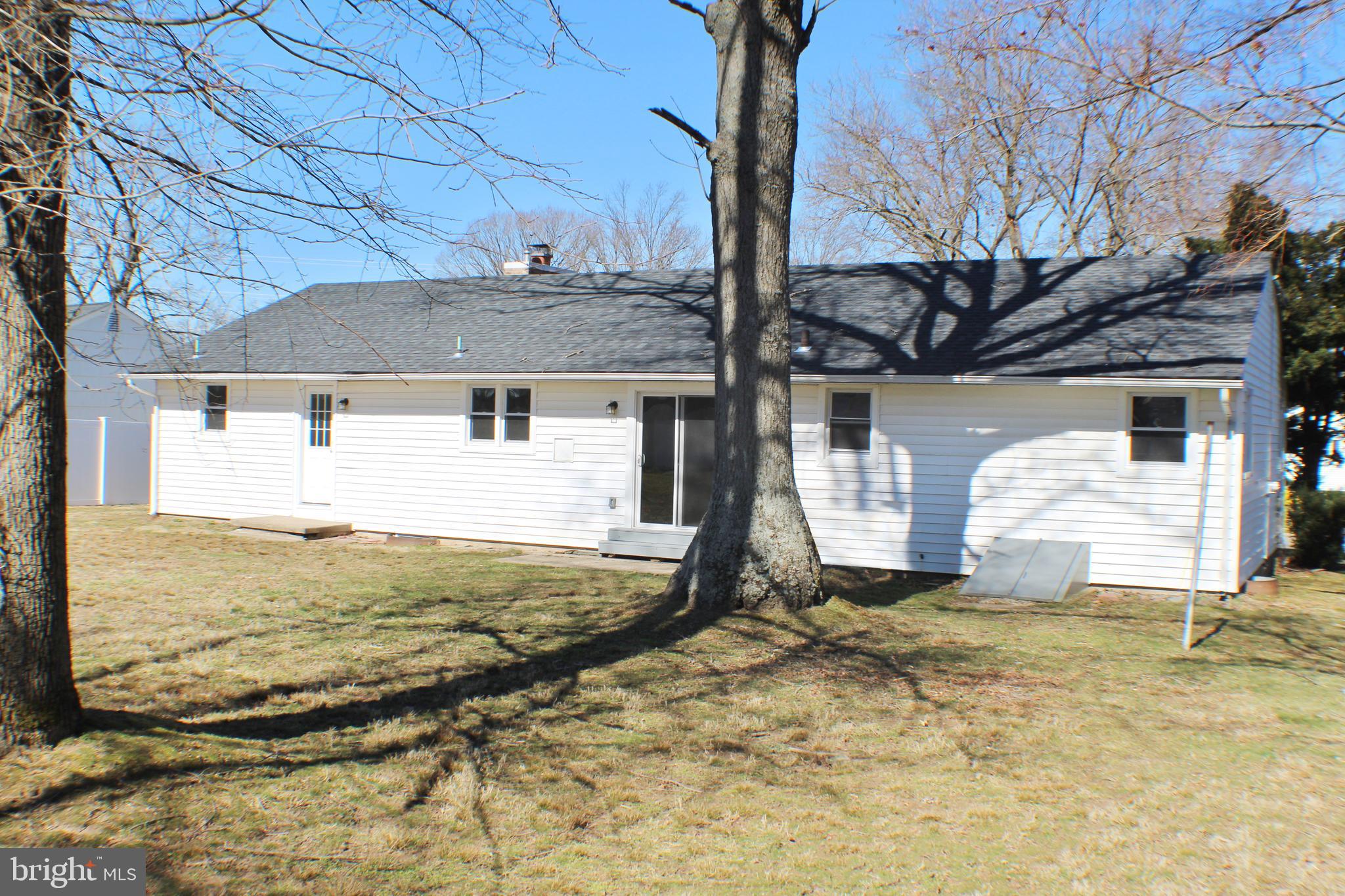 27 Cranbrook Road Hamilton, NJ 08690 - Photo 16 of 17