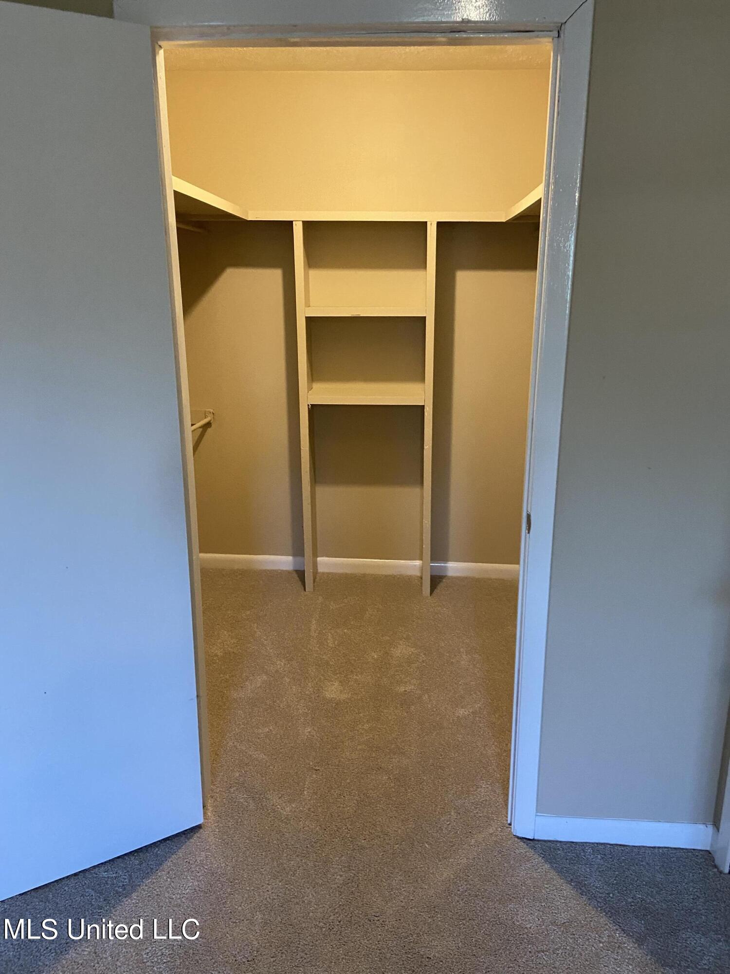 12090 Newton County Martin Road Collinsville, MS 39325 - Photo 12 of 22 IMG_3880